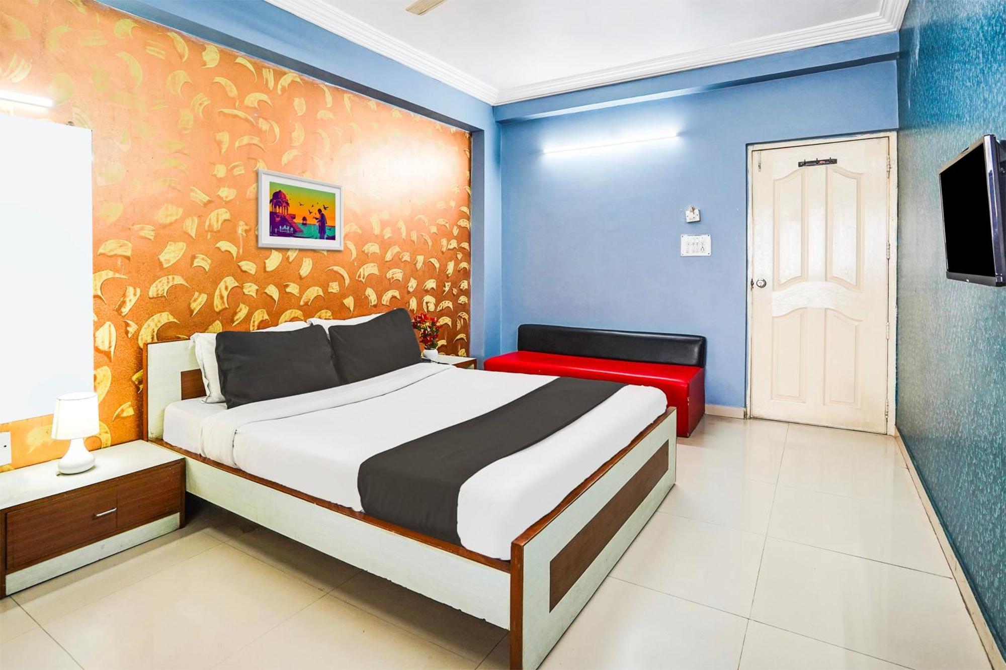Hotel O Vibrant Residency Ahmedabad Exterior photo